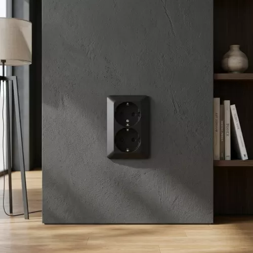Delta Vægstik Indbygget 2-Vejs Med Jord 16A 250V Sort Malmbergs 1893714