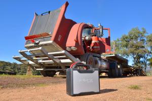 Startbooster IS5000, 12/24 V, 5000 amp