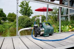 Automatiskt hushållsvattensystem HWAI 4500 Inox, Rostfri