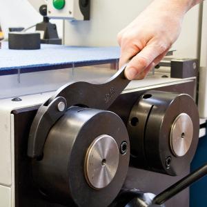 Haknyckel med tapp 776C, 165-230mm, med led, AMF