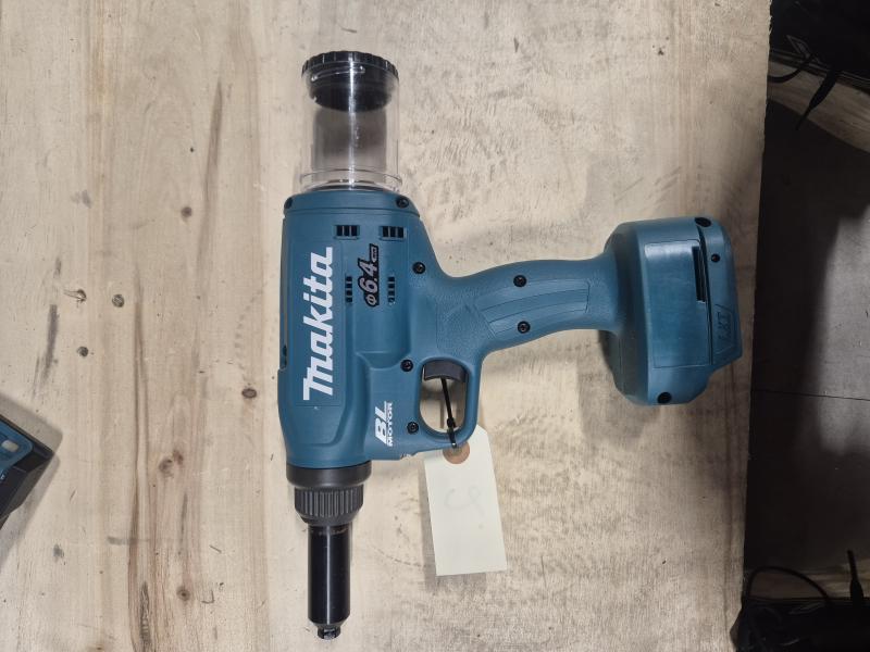 Makita DRV250Z Popnitpistol 18V (2,4 - 6,4mm) (demomaskin)