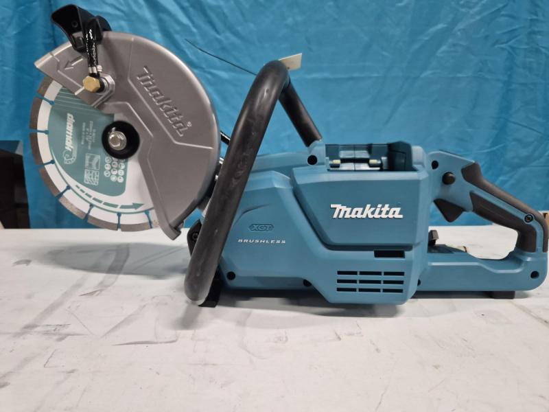 Makita CE003GZ02 Kapmaskin 40V 230mm (demomaskin)