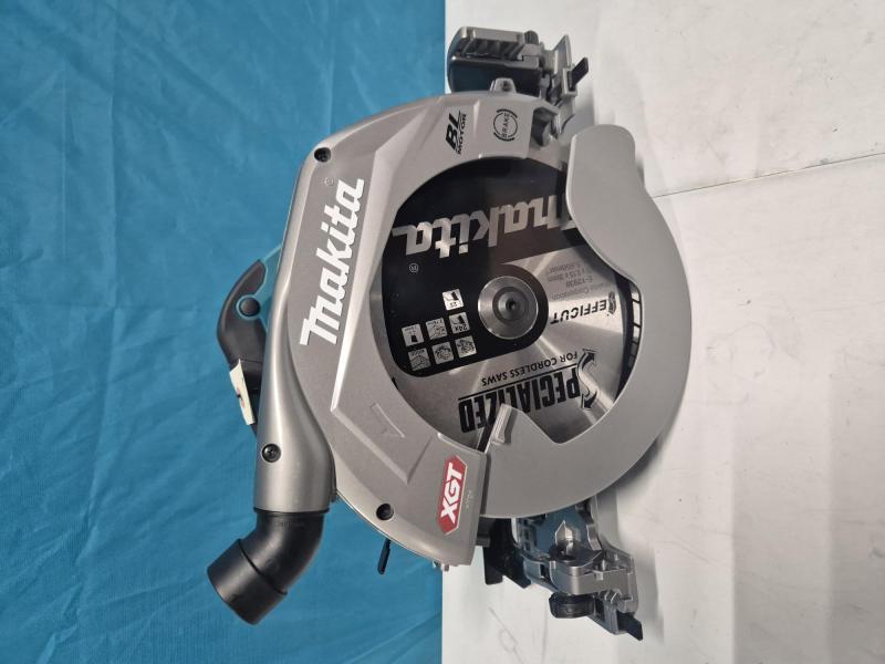 Makita HS011GZ Cirkelsåg XGT 40V, 260-270mm (demomaskin)