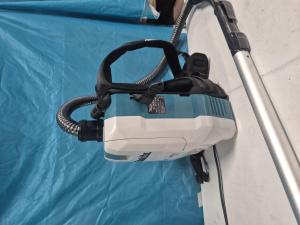 Makita VC008GZ Ryggburen Dammsugare 40V • 180 mbar (demomaskin)