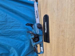 Makita DUC353Z Kedjesåg 2x18V (35cm) (demomaskin)