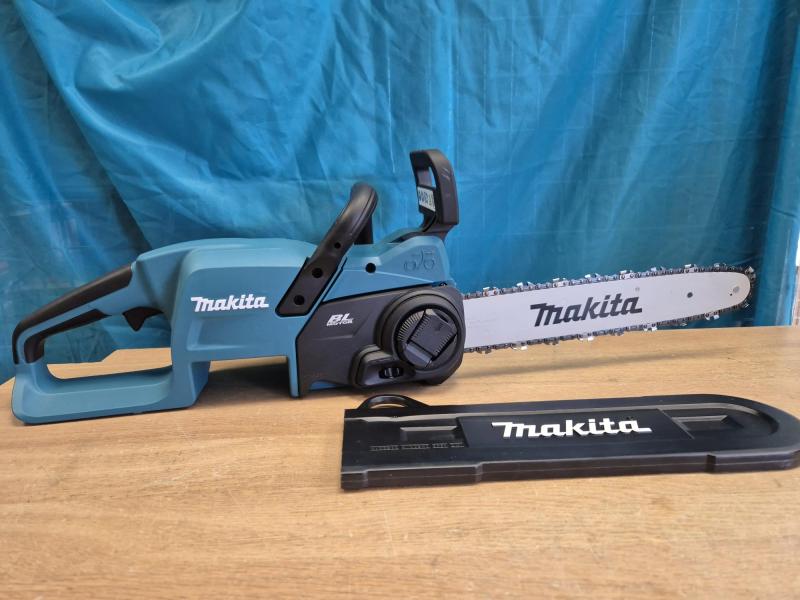 Makita DUC357Z Kedjesåg 18V (35cm) (demmomaskin)
