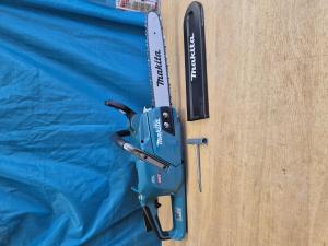 Makita UC011GZ Kedjesåg 40V (35cm) (demomaskin)