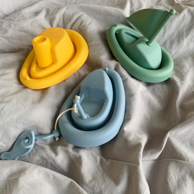 Re:line Trio of boats