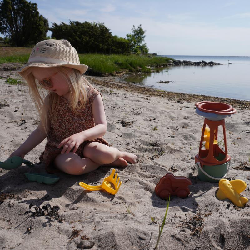 Re:line Sandmill with bucket