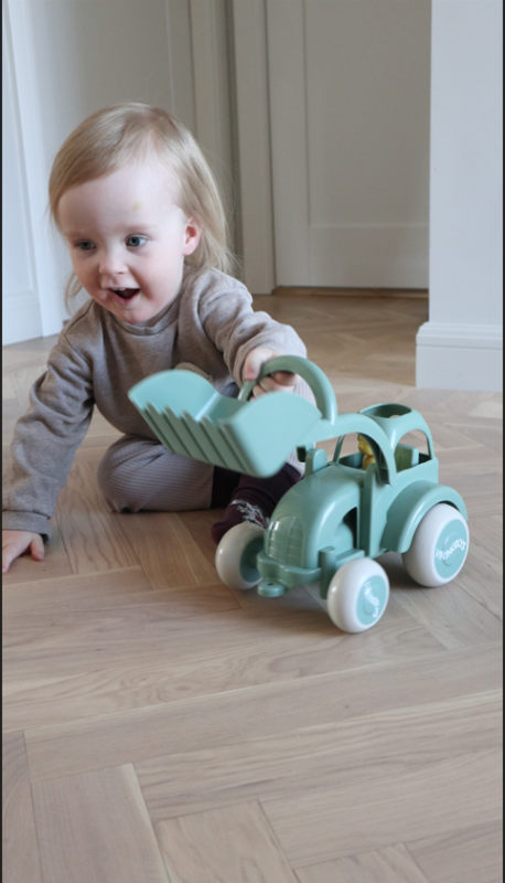 Re:line Jumbo Tractor