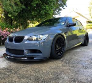 Avery Gloss Dark Grey