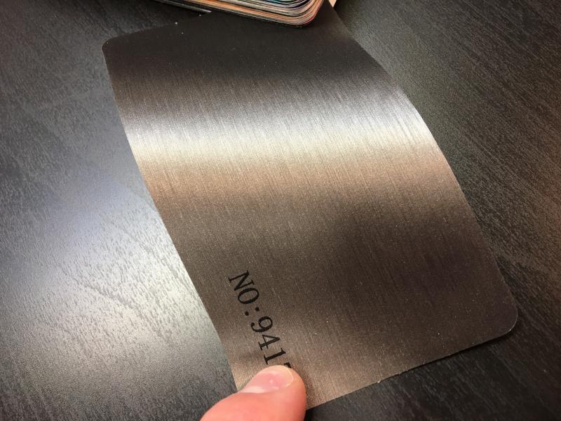 VN WRAP - BORSTAD ALUMINIUM MÖRKGRÅ VINYL