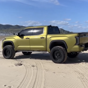 KPMF K75439 Gloss Verde Solaris Vinyl