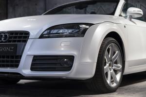 OMEGA SKINZ OS-711 Pearl Necklace Vinyl