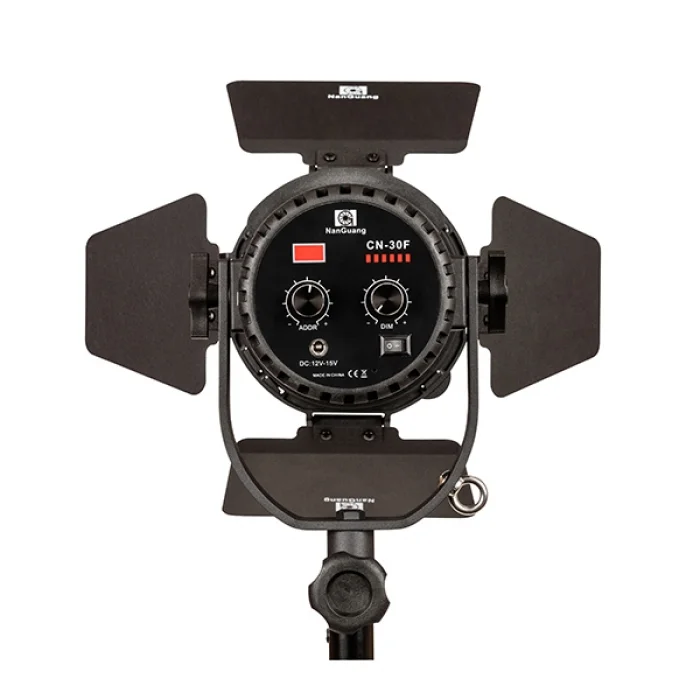 NanGuang LED Fresnel Videoljus CN-30F
