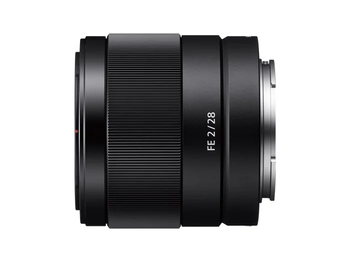 Sony FE 28mm f/2