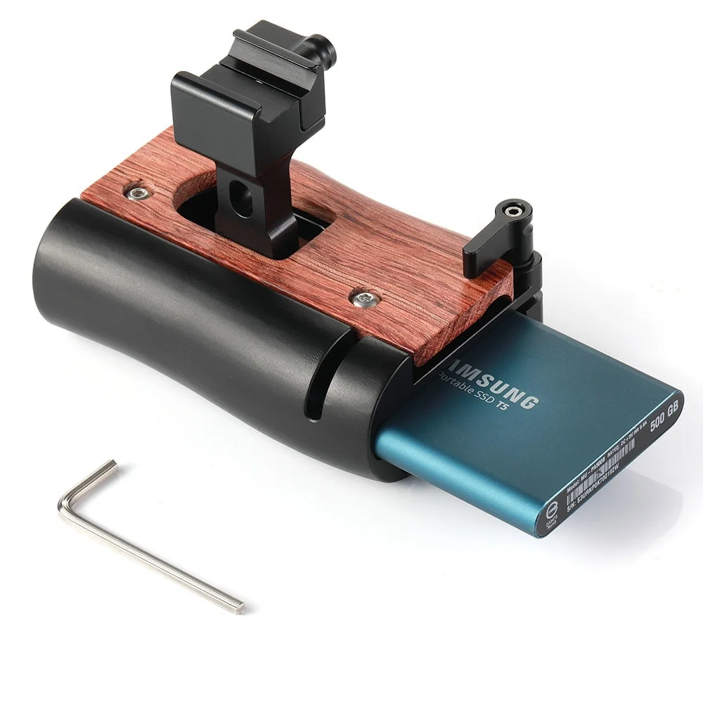 SmallRig NATO Handle Till BMPCC 4K och Samsung T5 SSD 2270