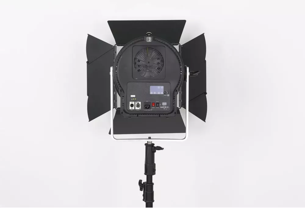 Falcon Eyes 5600K LED Fresnel Videobelysning CLL-7500DR  750w