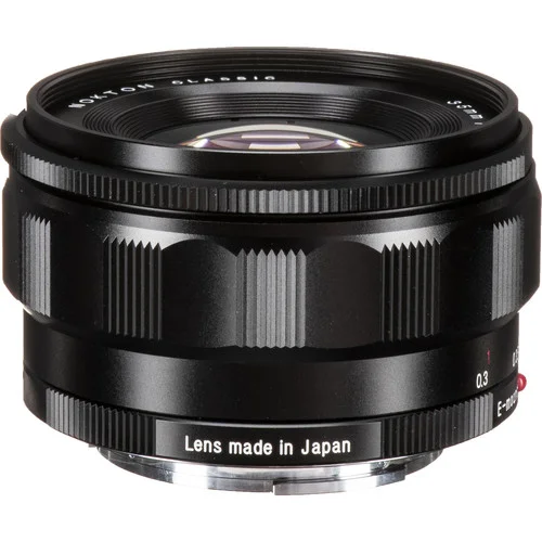 Voigtländer VM 35mm f/1,4 Nokton svart till Sony E