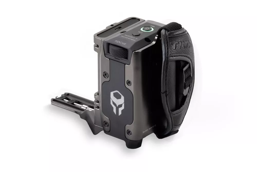 Tilta Side Focus Handle Type I (F970 Battery) Bmpcc 4k– Tilta Grå