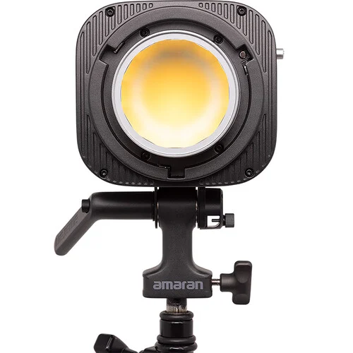 Amaran Halo 600x Videovalaistus