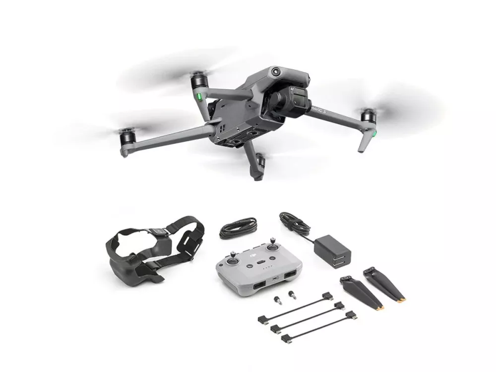 DJI Mavic 3 Fly More Combo Drone