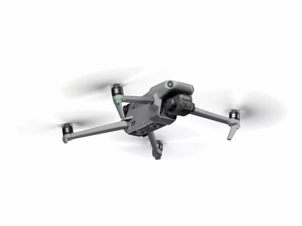 DJI Mavic 3 Cine Combo Drone Kit