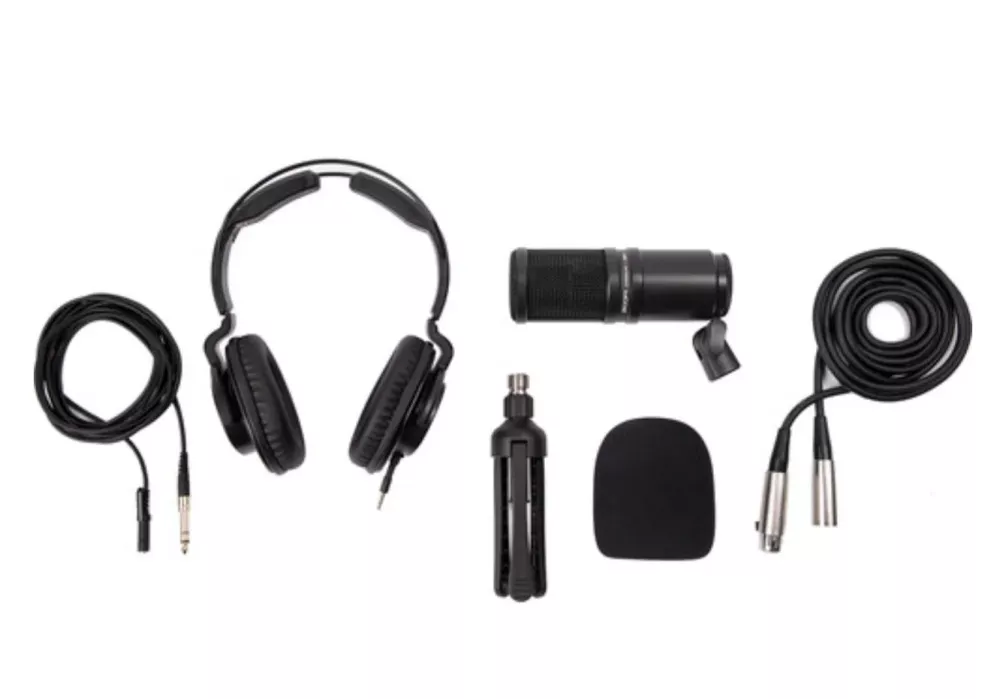Zoom zdm-1 podcast mic pack