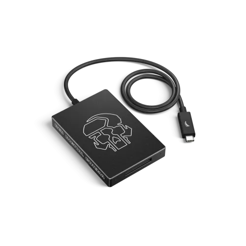 RED CFEXPRESS CARD READER