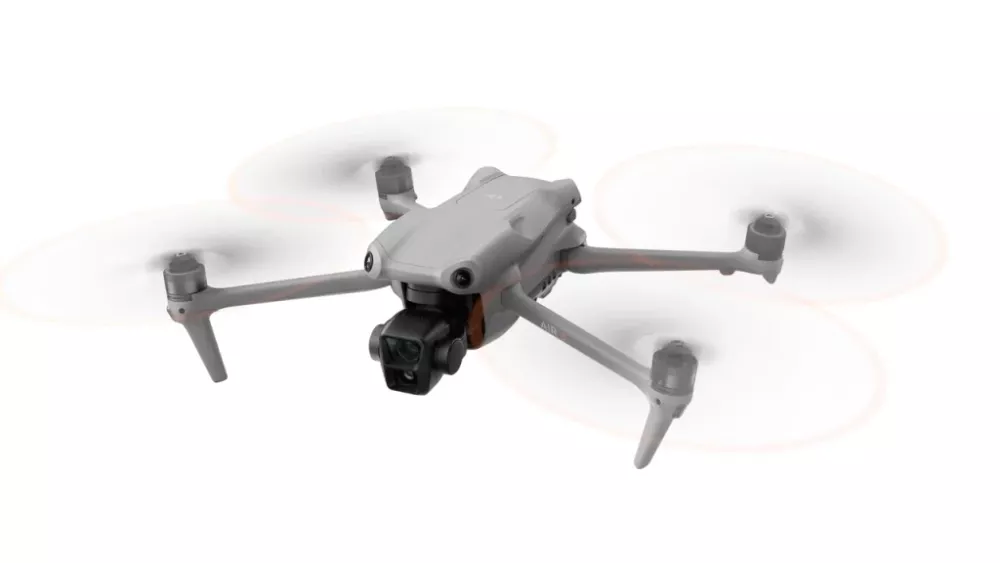 DJI AIR 3 FLY MORE COMBO (DJI RC-N2)