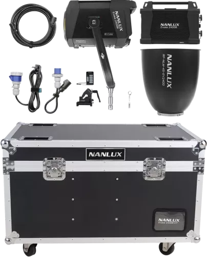 Nanlux Evoke 2400B Spot Light in Flight Case with 45° Reflector