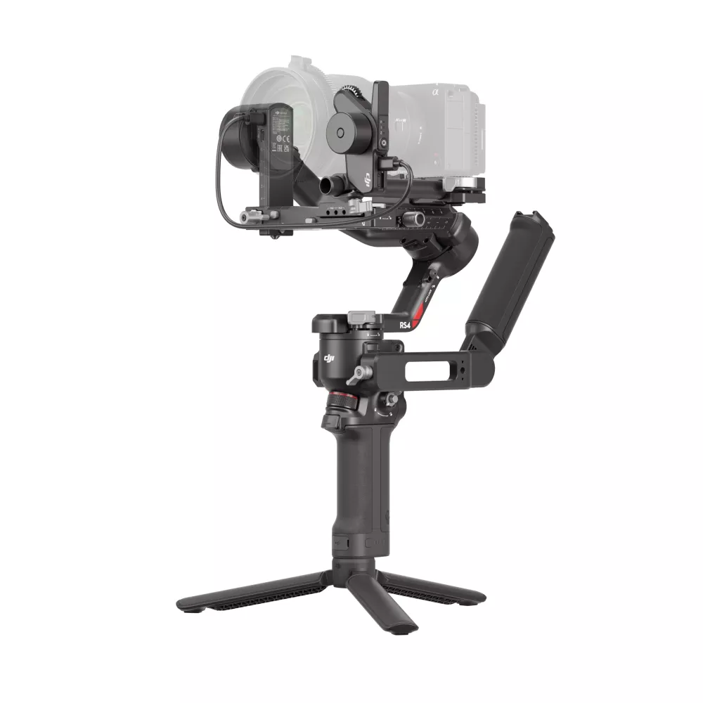 DJI RS 4 Combo Gimbal Stabilizer