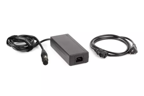 Wooden Camera 15V Power Supply (4pin XLR Female)