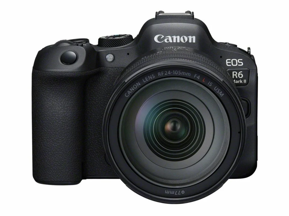 Canon EOS R6 Mark II + RF 24-105mm f/4 L IS USM
