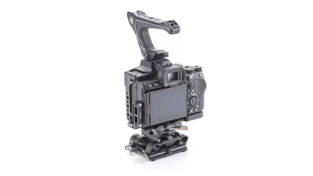 Tilta Sony a7R V Half Cage Pro Kit - Black