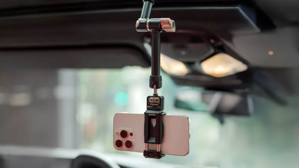 Tilta Adjustable Phone Mounting Bracket (1/4"-20) - Black