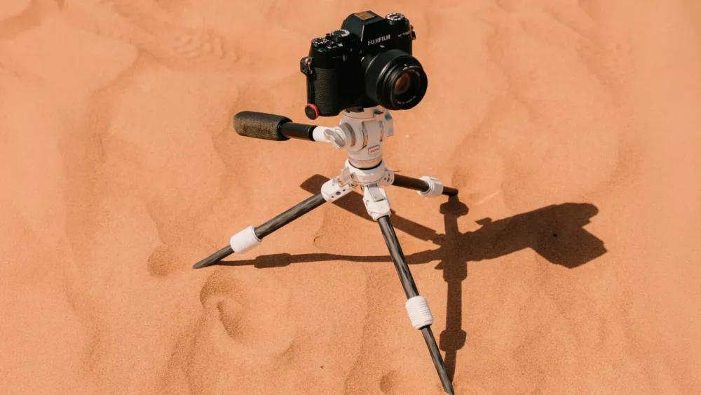 Tilta Tabletop Video Fluid Head with 1-Stage Carbon Fiber Legs (3KG) - Forest Green