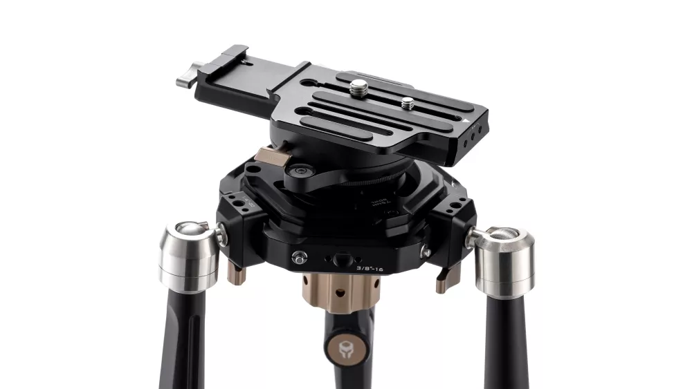 Tilta Hydra Articulating Car Mounting System with Electronic Suction Cups with battery