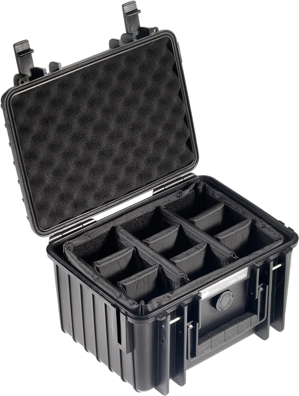 B&W Outdoor Cases Type 2000 Svart (m. avdelare)