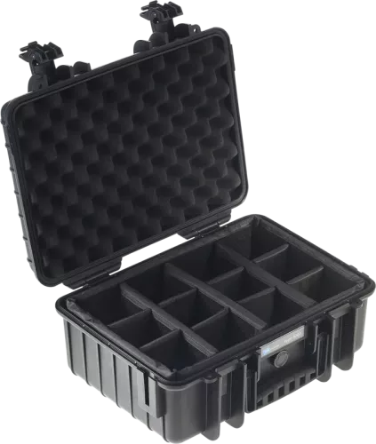 B&W Outdoor Cases Type 4000 Svart (m. avdelare)