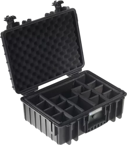 B&W Outdoor Cases Type 5000 Svart (m. avdelare)