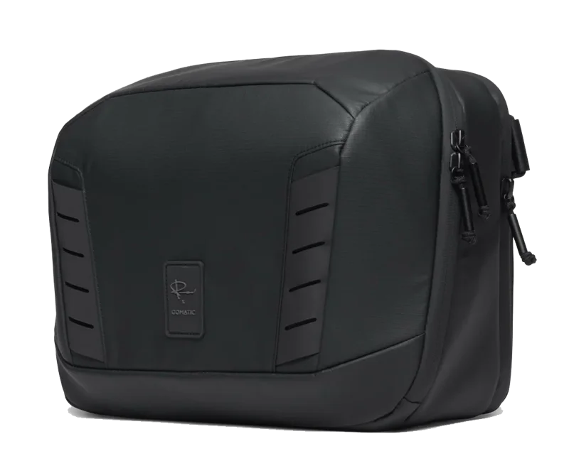 Gomatic Peter McKinnon Camera Messenger 13L