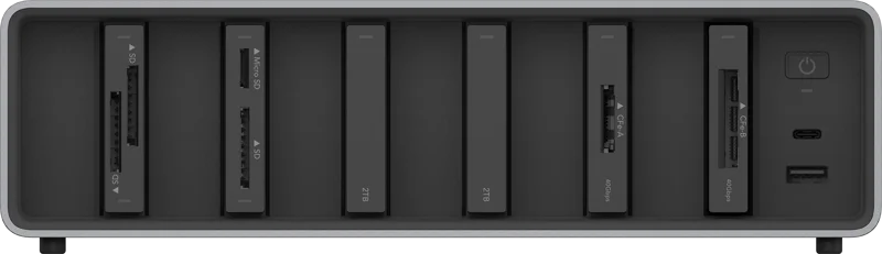 Lexar Professional Workflow with Thunderbolt4 uplink, 6 Module bay
