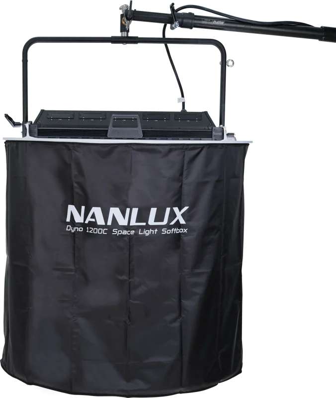 Nanlux Dyno 650C Space light Softbox