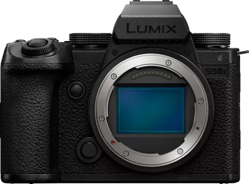 Panasonic Lumix S5M2X body