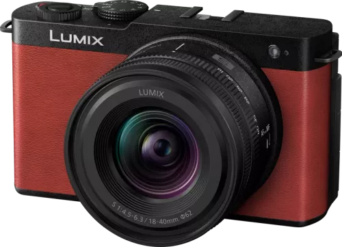 Panasonic Lumix S9 Crimson Red 18-40mm F/4.5-6.3