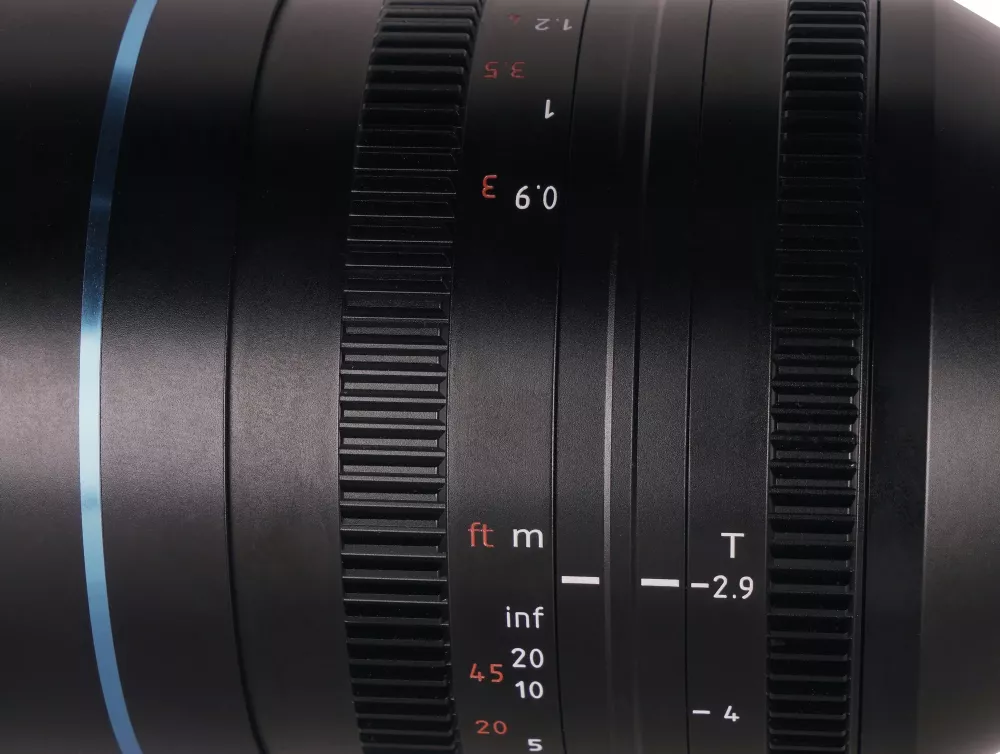SIRUI Venus 135mm T2.9 1.8x Full-Frame Anamorphic lens(E mount)