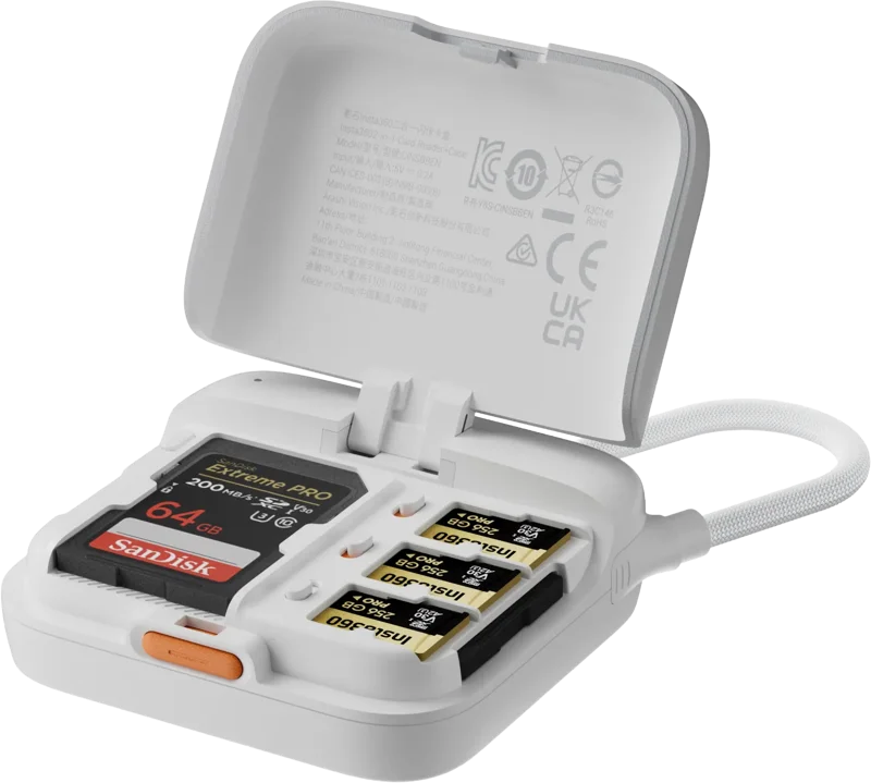 Insta360 2-in-1 Card Reader + Case