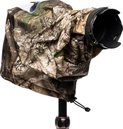 Think Tank Emergency Rain Cover I RealTree APX Camo (Medium)