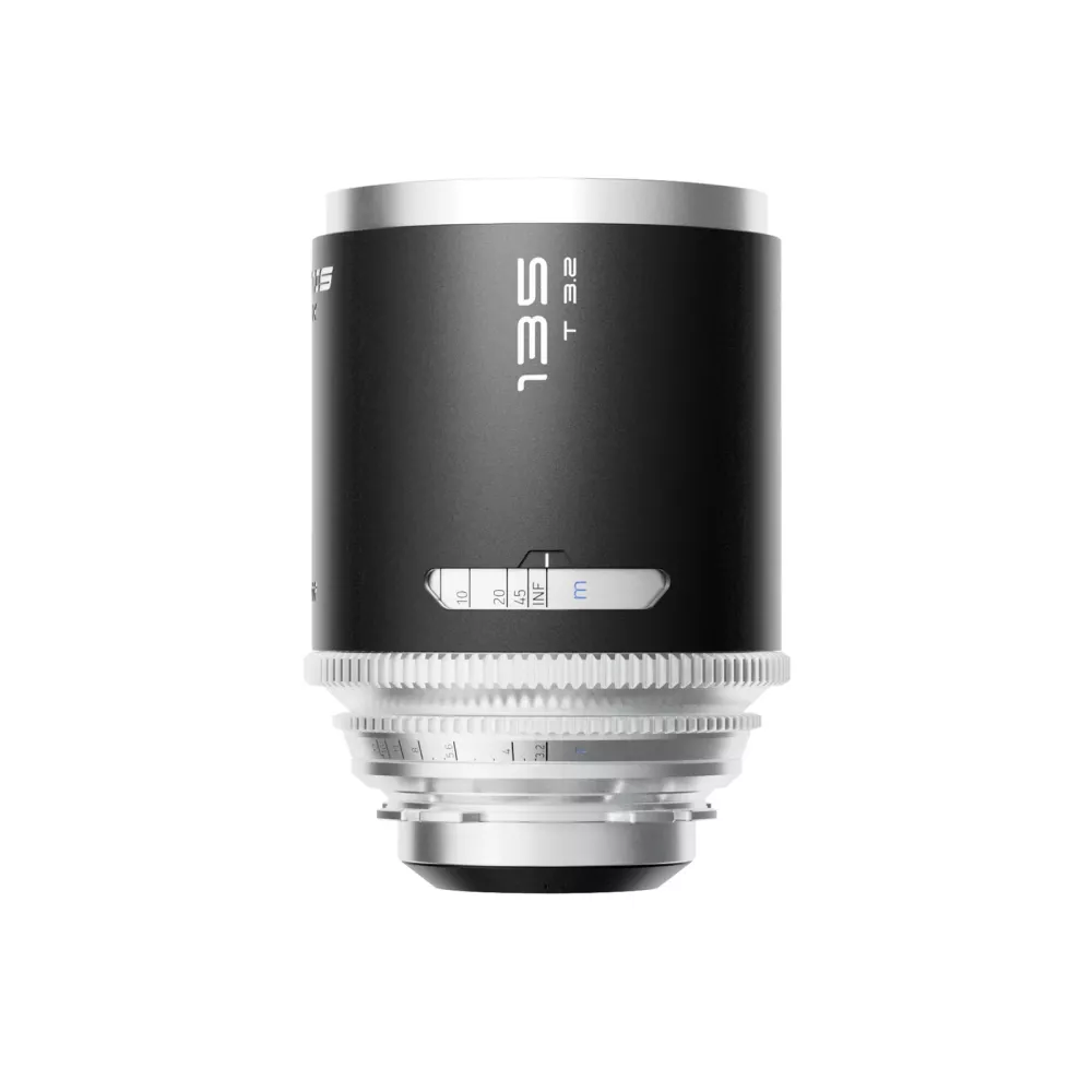 Blazar Mantis 135mm T3.2 1.33X Full Frame Anamorphic Lens